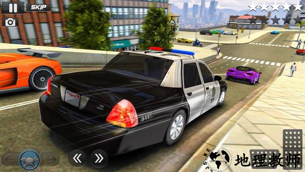 边境警察巡逻模拟器游戏(Highway Police Car Chase) v1.1 安卓版 2